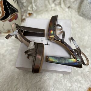 “Halston” Iridescent Metallic, Platform Block Heel Sandals NIBox (8.5)